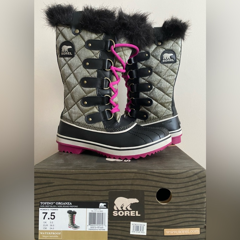 Women’s Sorel Tofino Boots Winter Duck Size 7.5 New, Nori, Black